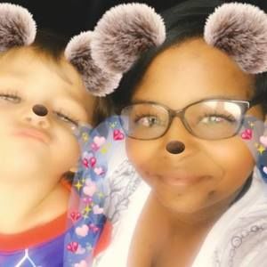 Meet your Posher, Kendra